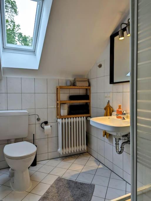 Apartment Mit Balkon In Hannover-Ahlem Esterno foto